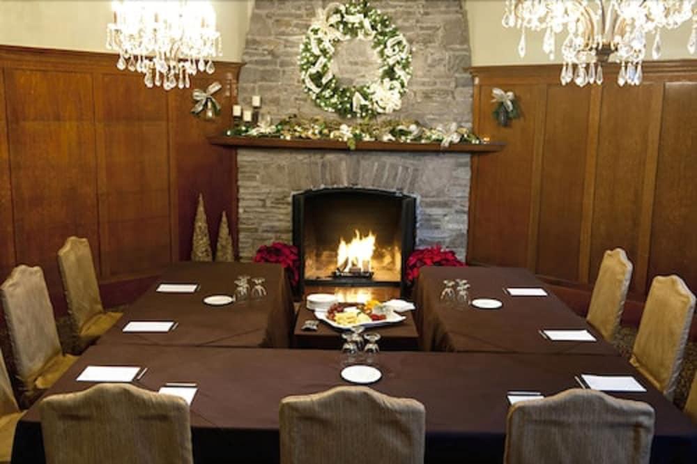 The Glenerin Inn Mississauga Extérieur photo