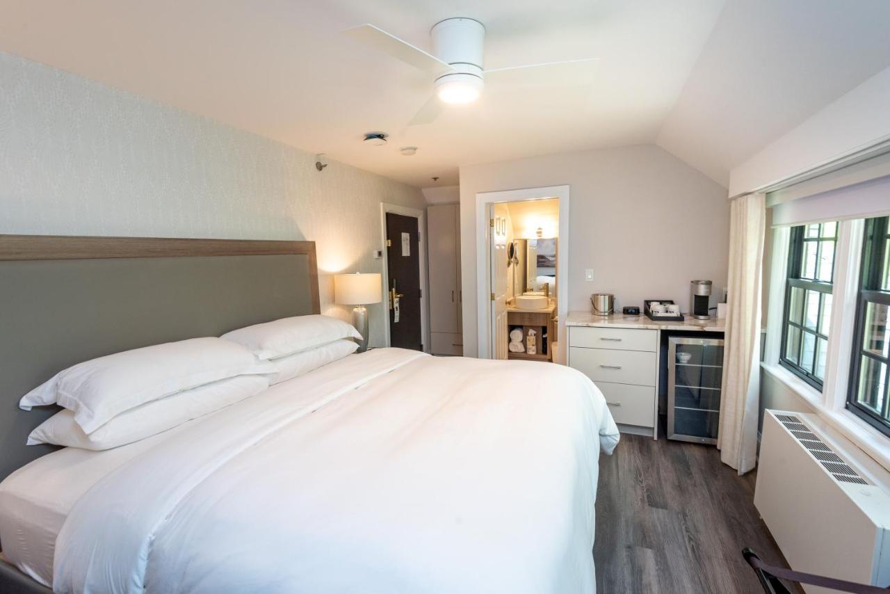 The Glenerin Inn Mississauga Extérieur photo
