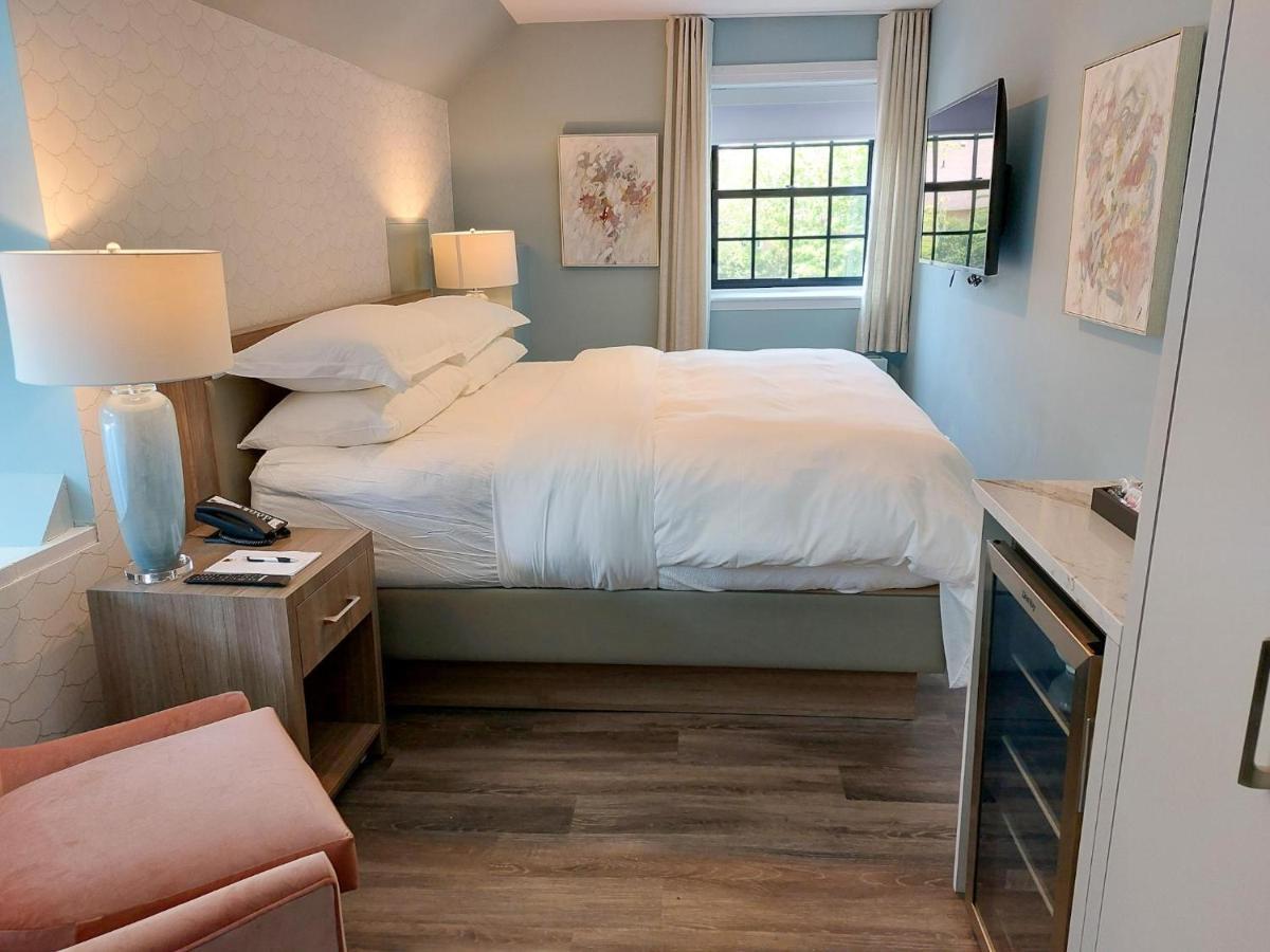 The Glenerin Inn Mississauga Extérieur photo