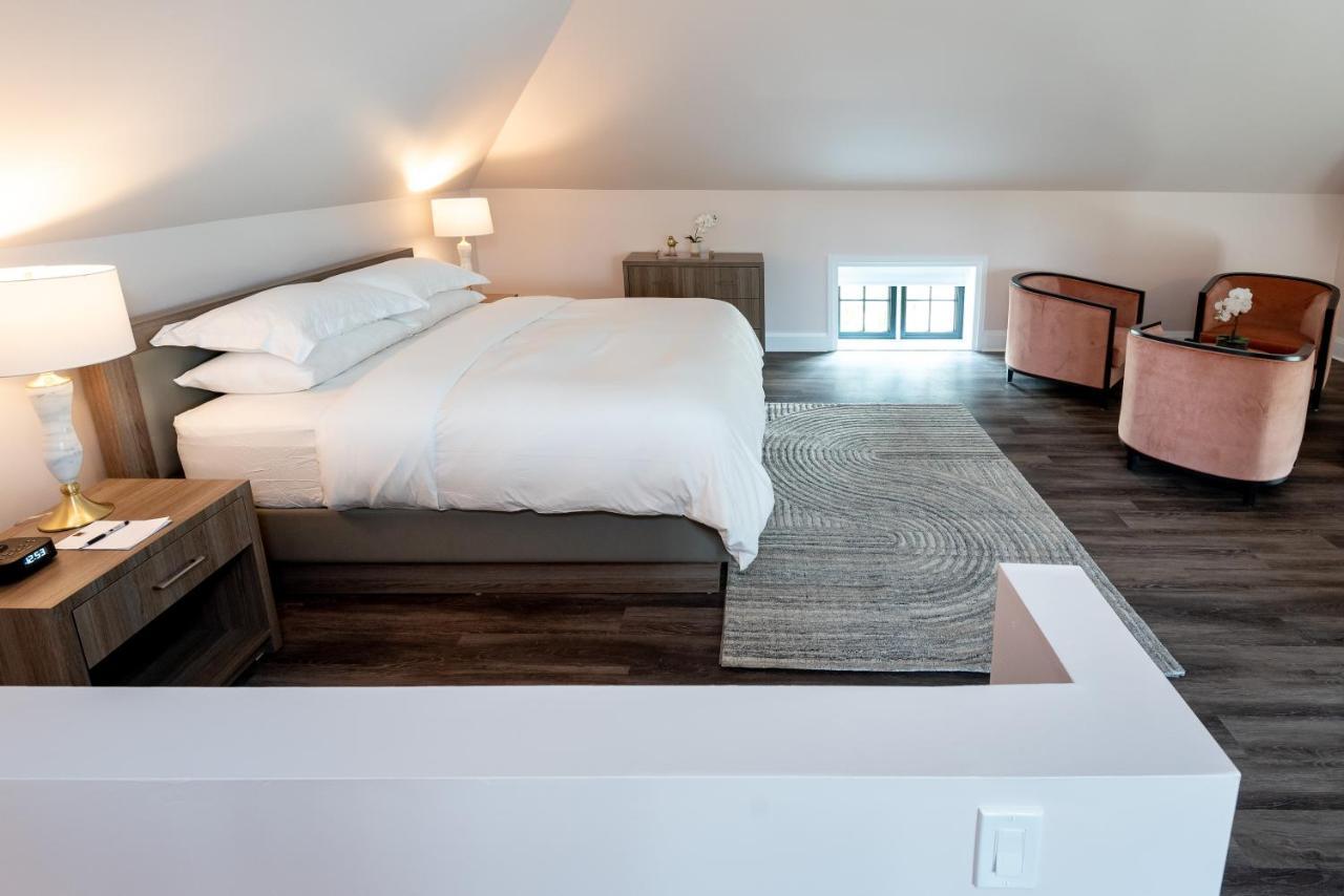 The Glenerin Inn Mississauga Extérieur photo