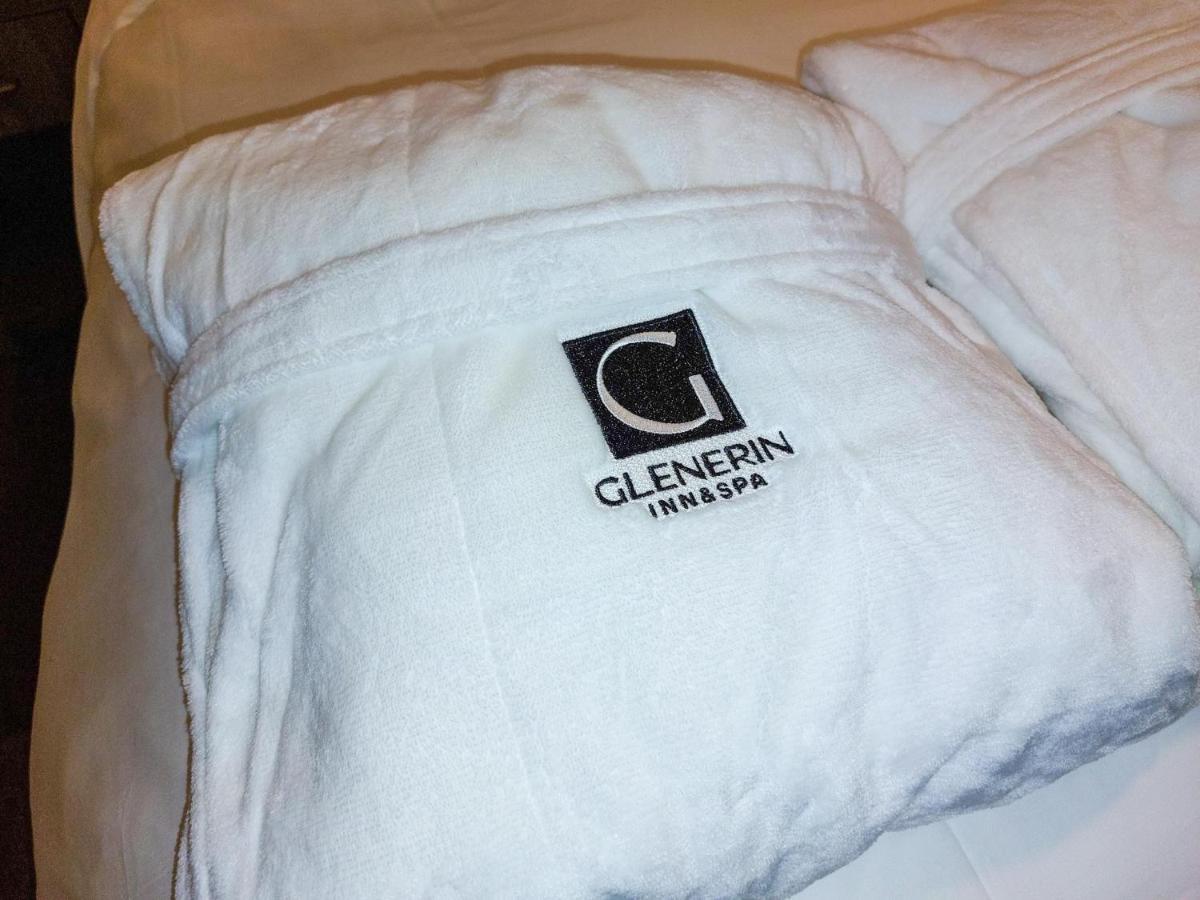 The Glenerin Inn Mississauga Extérieur photo