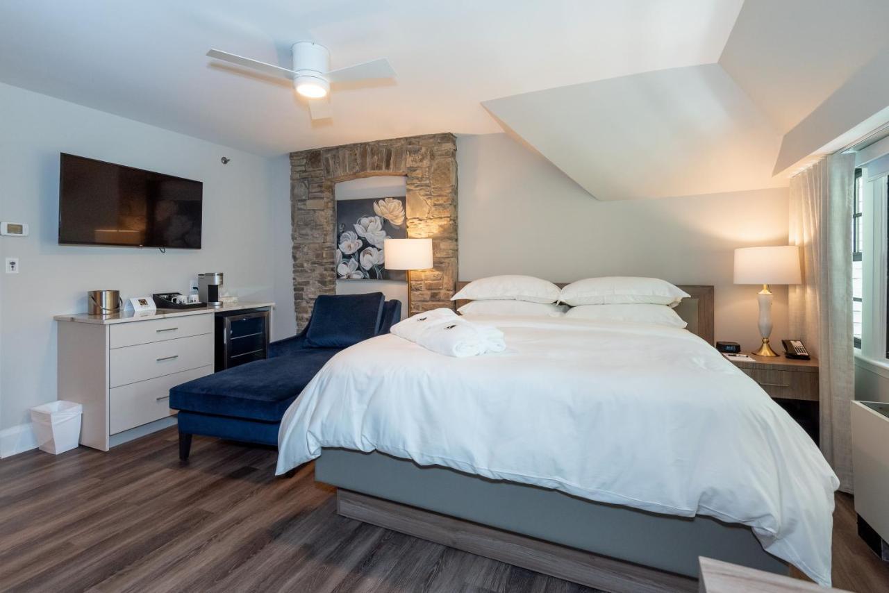 The Glenerin Inn Mississauga Extérieur photo