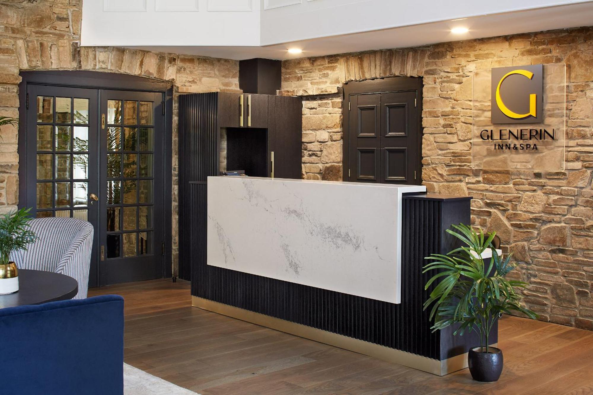 The Glenerin Inn Mississauga Extérieur photo